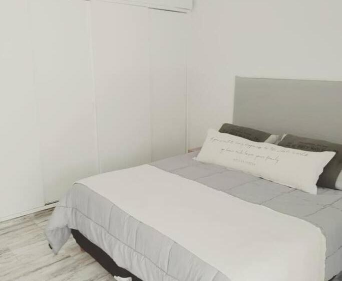 Casa Completa En El Corazón De Chacras