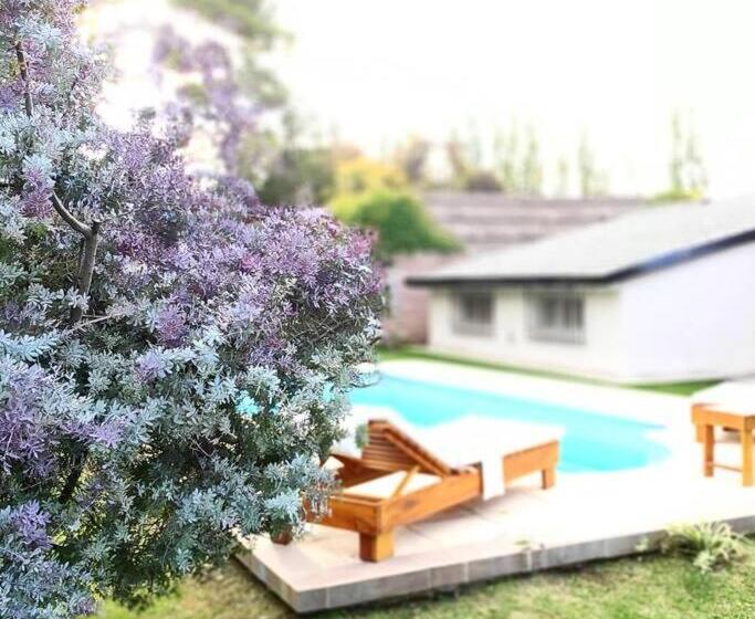 Casa Completa En El Corazón De Chacras