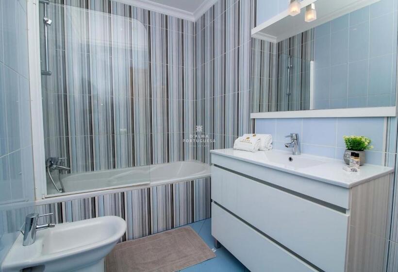 Casa Ferreira Encosta Dos Salgados   By Dalma Portuguesa