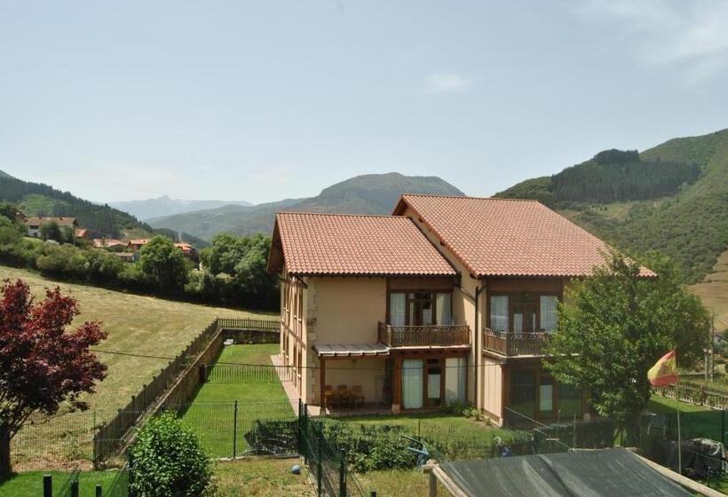 El Rincón De Ojedo  Potes  Picos De Europa