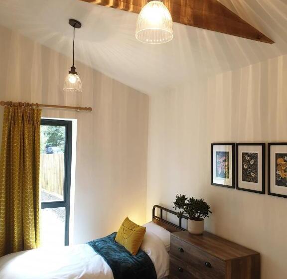 Finest Retreats   Blackbarn Wood