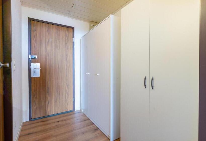 Gelsendesign Iii   Netflix I Balkon I Zentral