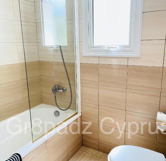 Gr8padz Villa Artemis