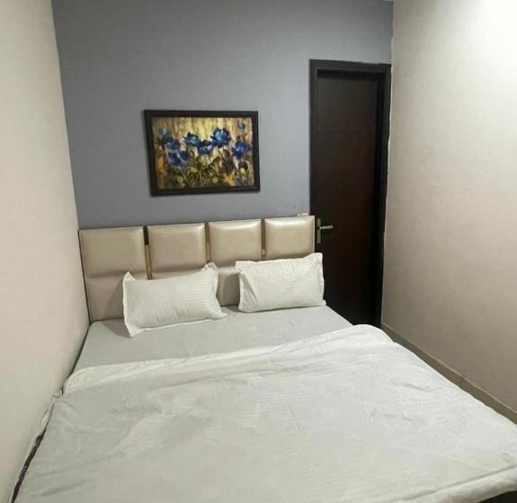 فندق Oyo 88396 The Glory