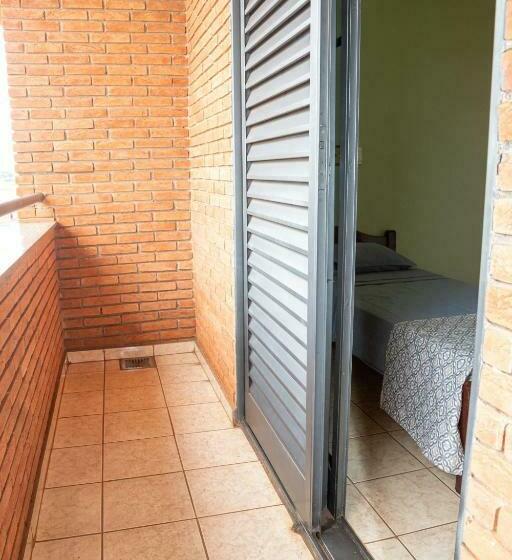 בית מלון כפרי Rp