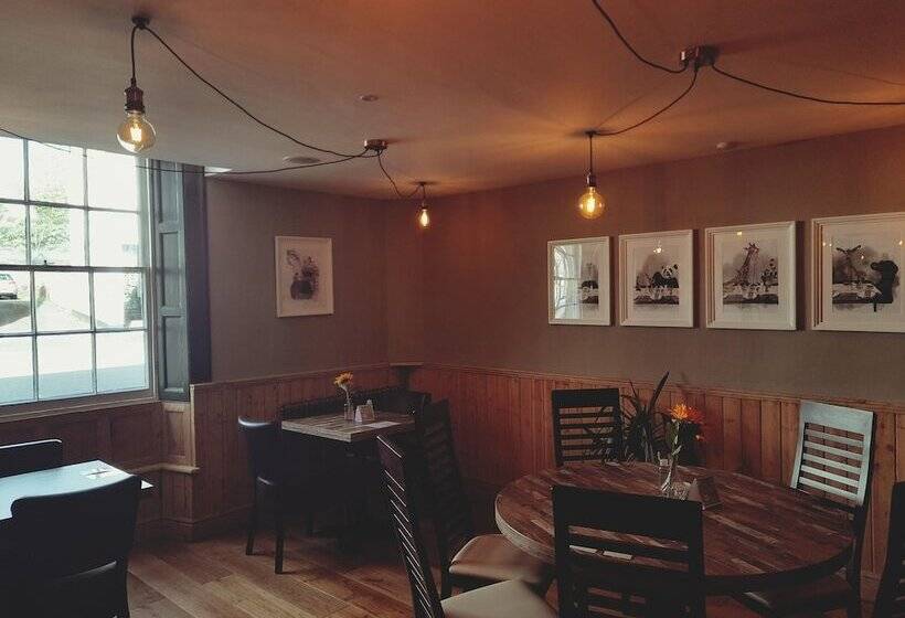 ホテル The Olive Well