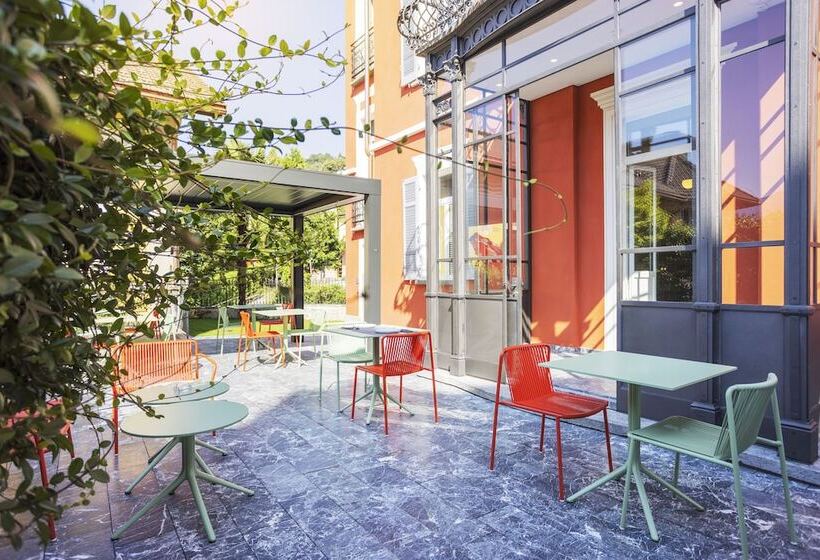 هتل Villa Rossella