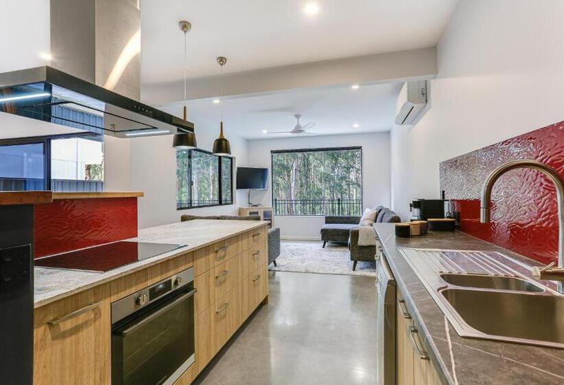 Karri Forest Vista Peaceful Home With Forest Views