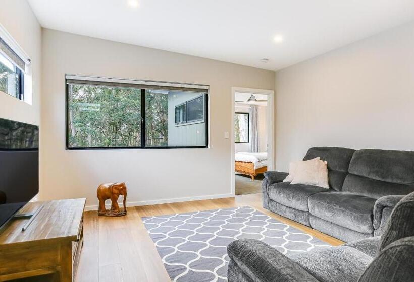 Karri Forest Vista Peaceful Home With Forest Views