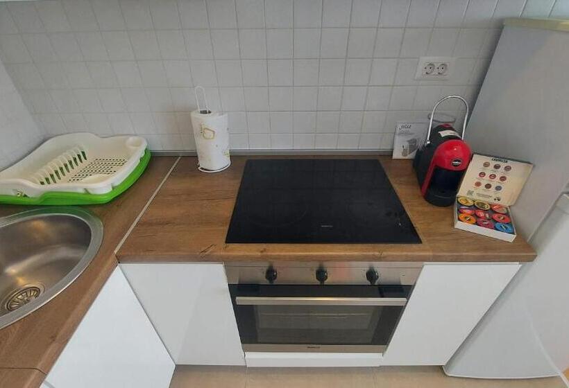 Lijepo Pozicioniran Stan, Atrakcije Blizu