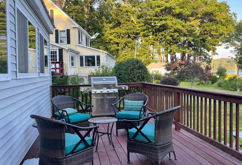Little Landing Cottage On Cobbossee Lake