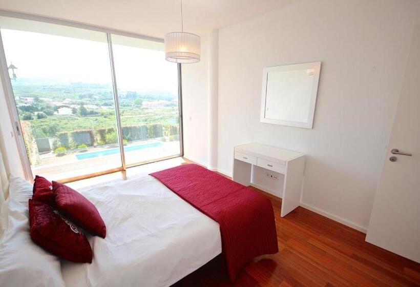 Lux Design Villa In Sintra