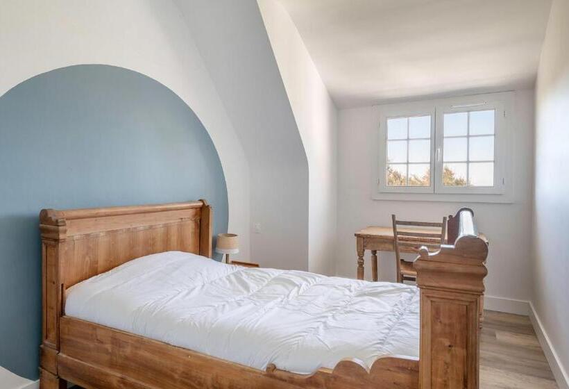 Maison En Front De Mer  10 Personnes   Jardin