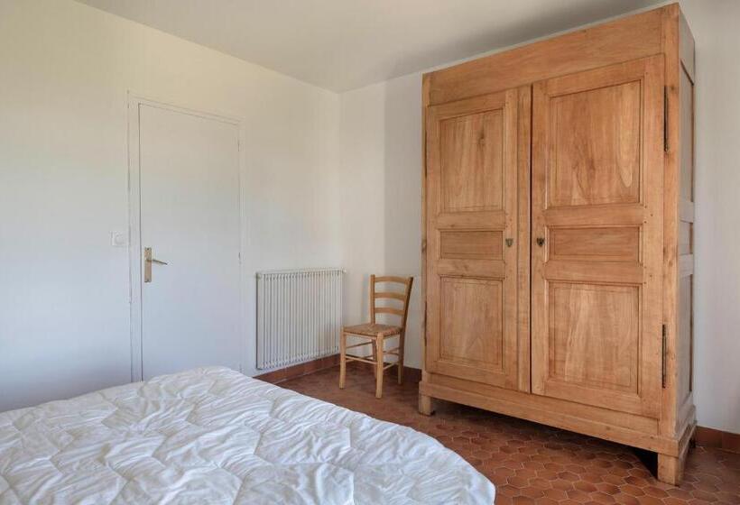 Maison En Front De Mer  10 Personnes   Jardin