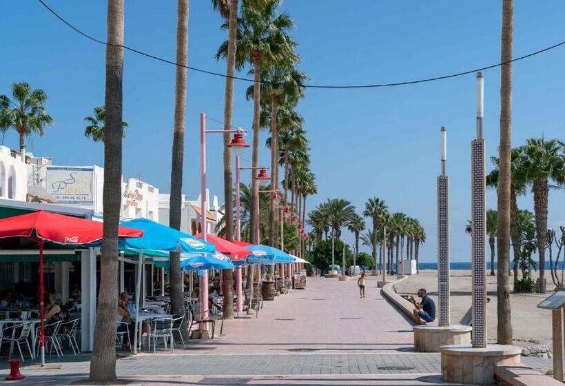 Piso Céntrico En 2° Línea De Playa
