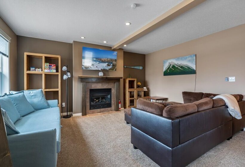 Prairie Oasis I Sleeps 16 L Bbq & Patio L Smart Tv