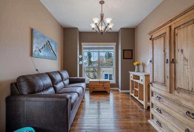 Prairie Oasis I Sleeps 16 L Bbq & Patio L Smart Tv