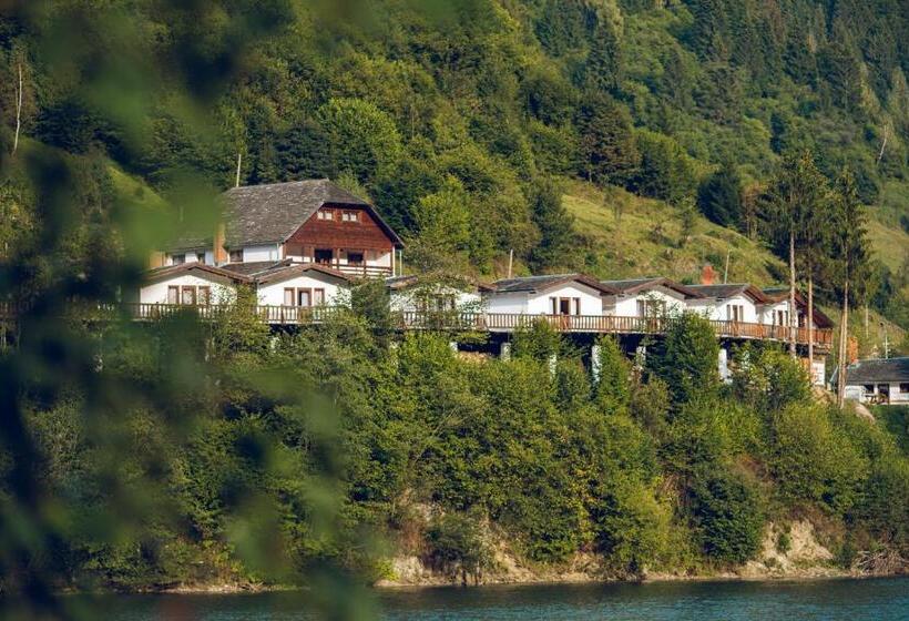 Курорт Sătucul Lui Andrei