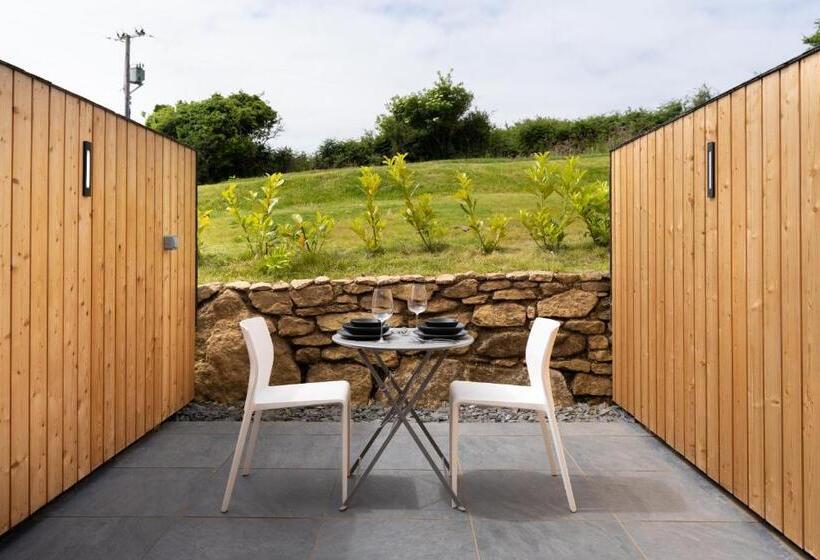 Romano Estate, The Courtyard