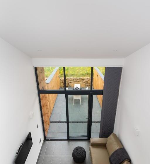 Romano Estate, The Courtyard