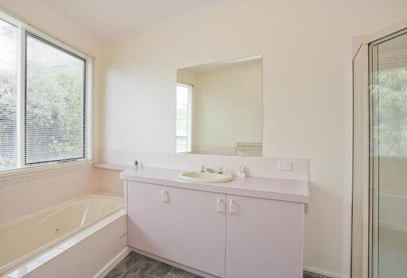 Seabreeze Central Lorne