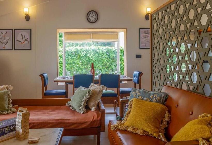 Stayvista S Beyond The Blue Door   Valley View Villa With Outdoor Jacuzzi & Massage Chair