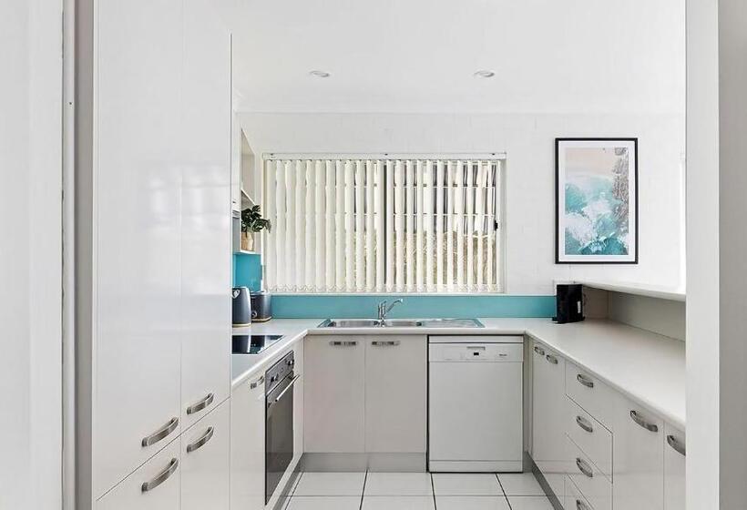 Tranquil With Harbour Views