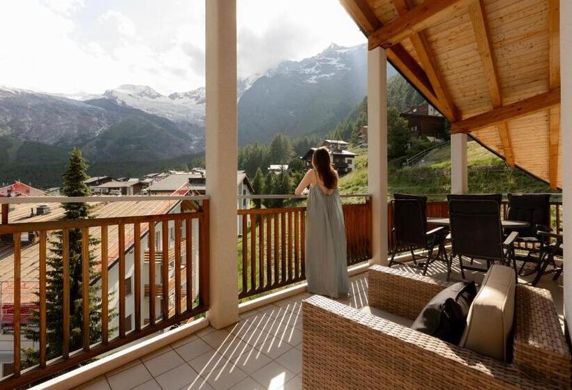 Victoria S Home   Luxurious Penthouse