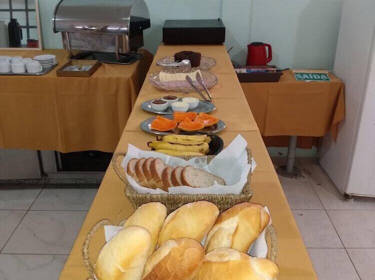 旅馆 Central Praia