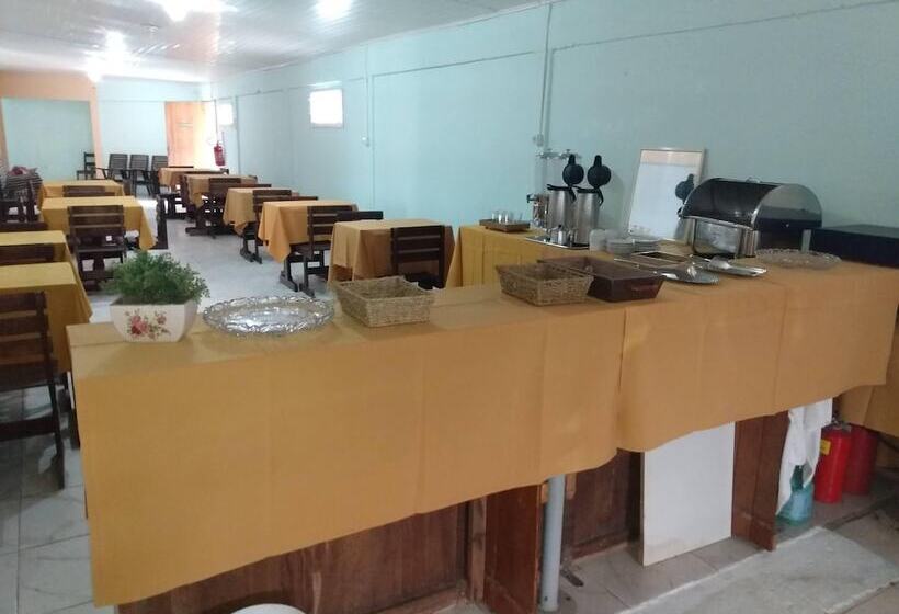 旅馆 Central Praia