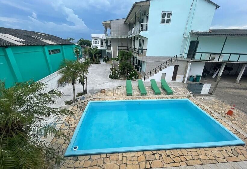 旅馆 Central Praia