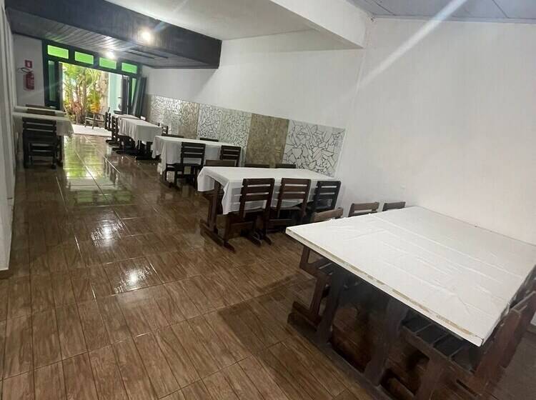 旅馆 Central Praia