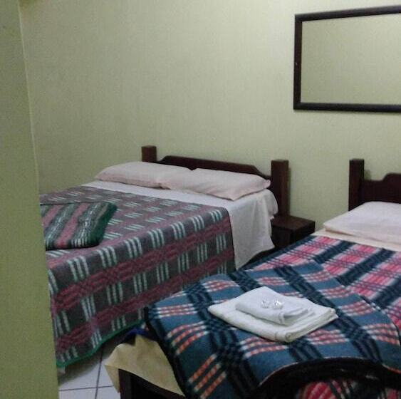 旅馆 Central Praia