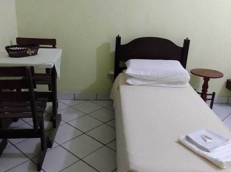 旅馆 Central Praia