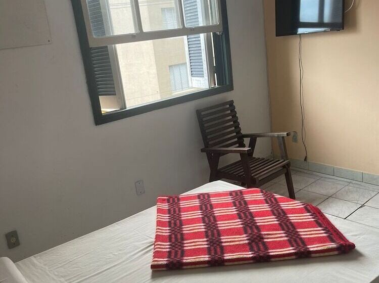 旅馆 Central Praia