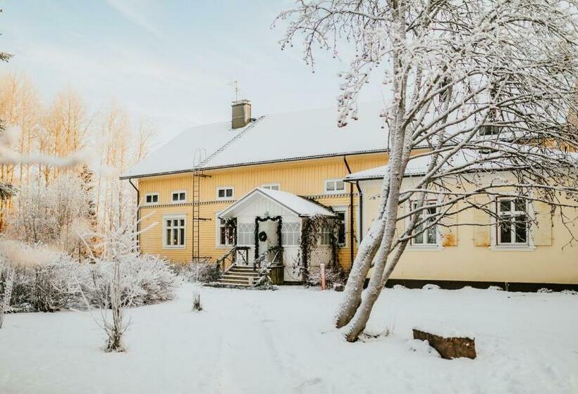 旅馆 Salaisen Puutarhan Majatalo