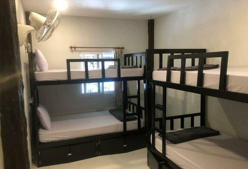 فندق صغير Social Quarters