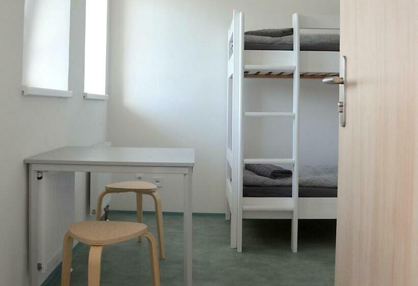 فندق صغير Ubytovna A Cykloubytovna Koupaliště Kadaň