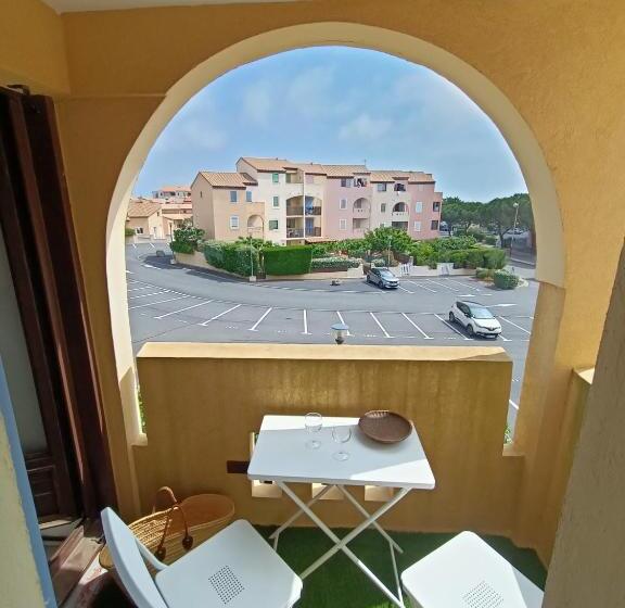 Appartement Avec Piscine Et Tennis St Pierre La Mer   4tmed207i