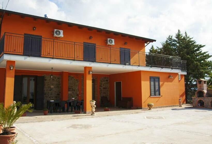 住宿加早餐  La Casa Sulla Collina