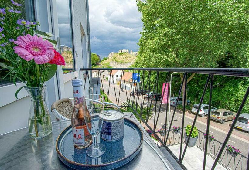 تختخواب و صبحانه Logement Viphouse Valkenburg