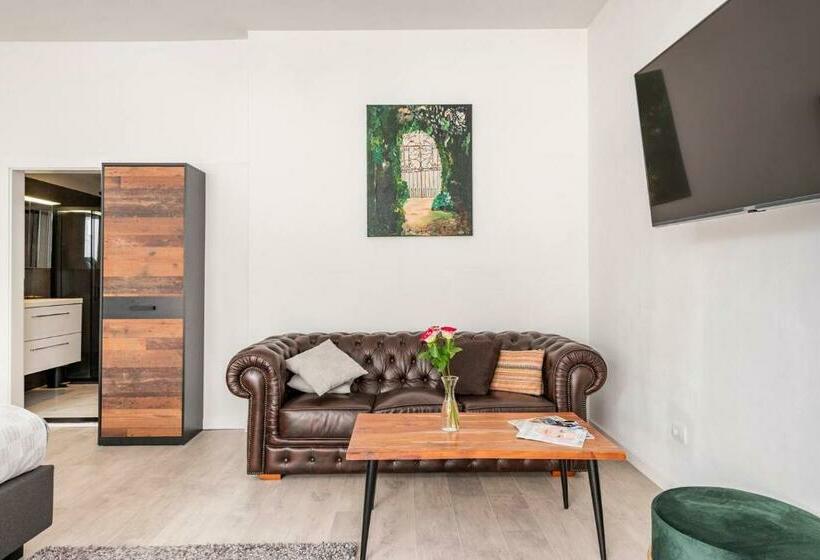 تختخواب و صبحانه Logement Viphouse Valkenburg