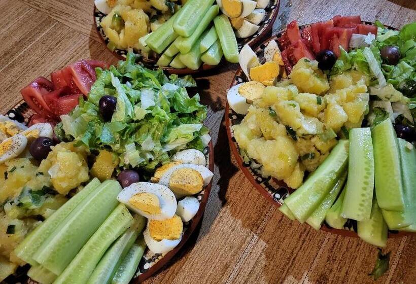 Belov Rooms And Apartments