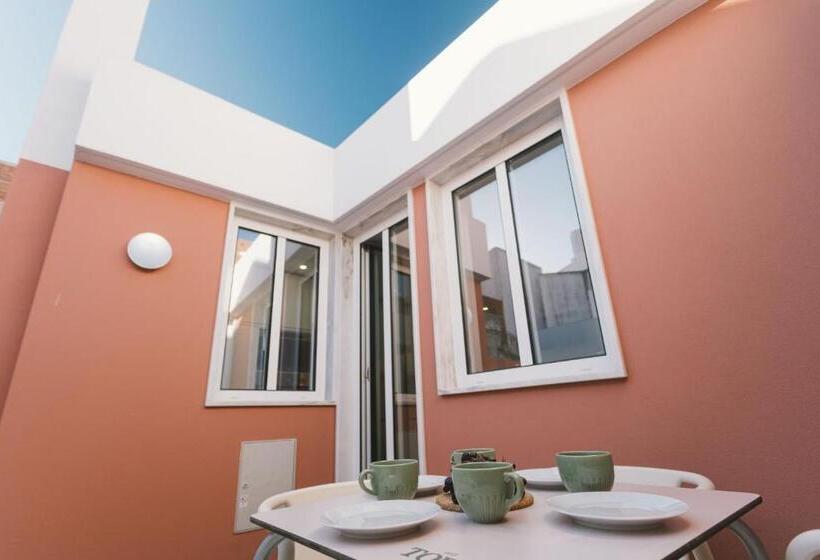 Best Houses 60   Lusiadas I