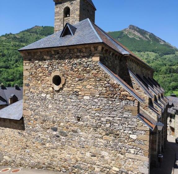 Casa Churdo Tucasaenlospirineos