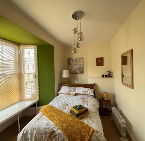 Coastal Cottage ‘the Old Bank’