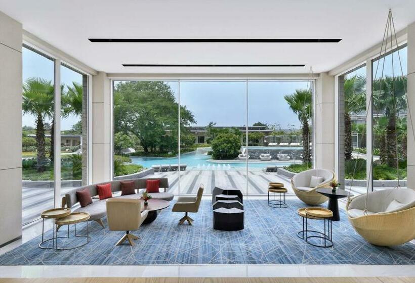 Courtyard By Marriott Aravali Resort