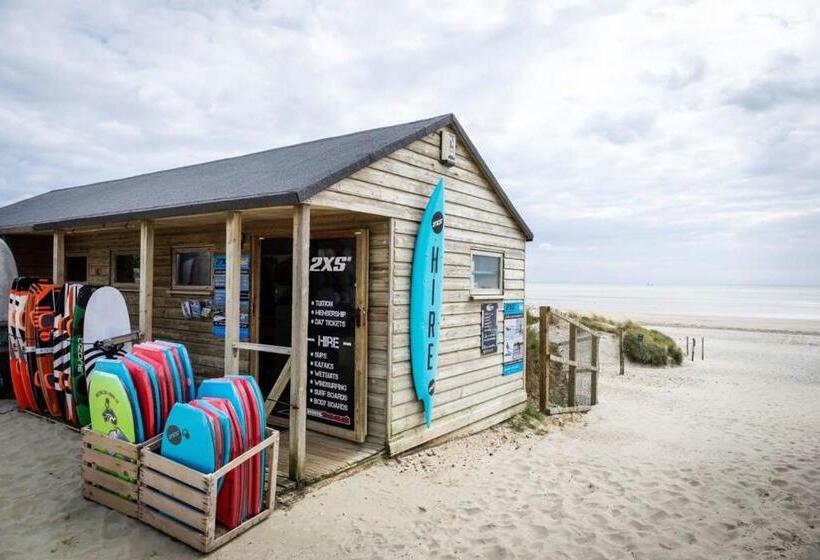 Delightful Seaside Hideaway 5 Mins To Beach