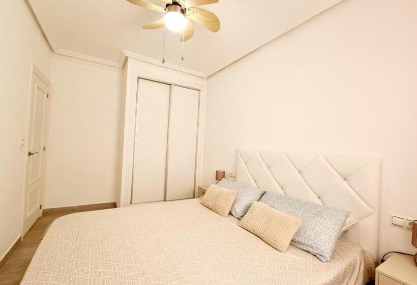 Elegant Apartment In An Excellent Area