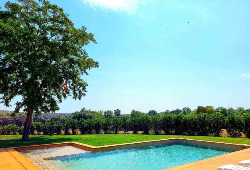 Masía Restaurada Con Piscina Privada28 Pax